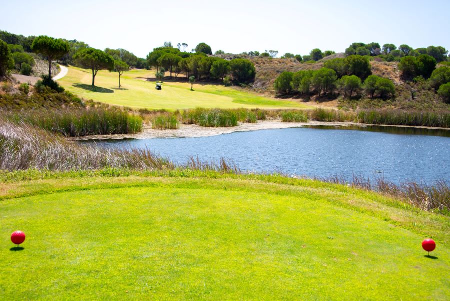 Lake to the right of the tee at Castro Marim Golf and Country Club in the Algarve