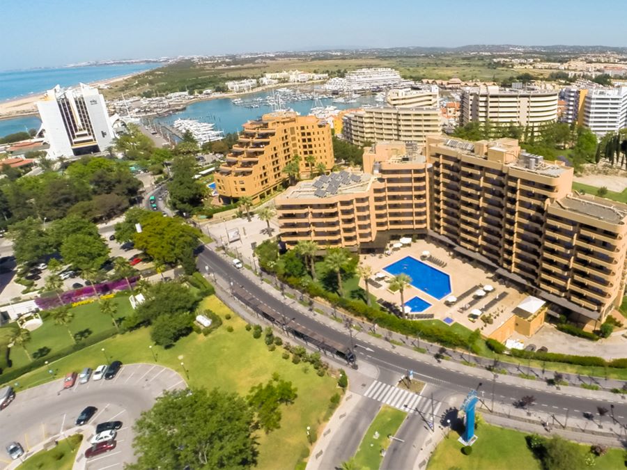 Dom Pedro Portobelo Hotel in Vilamoura, with the marina in the background