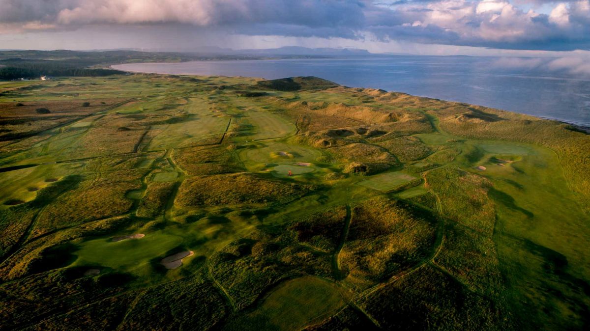 Donegal Golf Club in Ireland, with the coast to the right