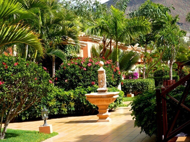 Green-garden-resort-suites-Playa-De-las-americas-3a-Glencor-golf-holidays-and-golf-breaks