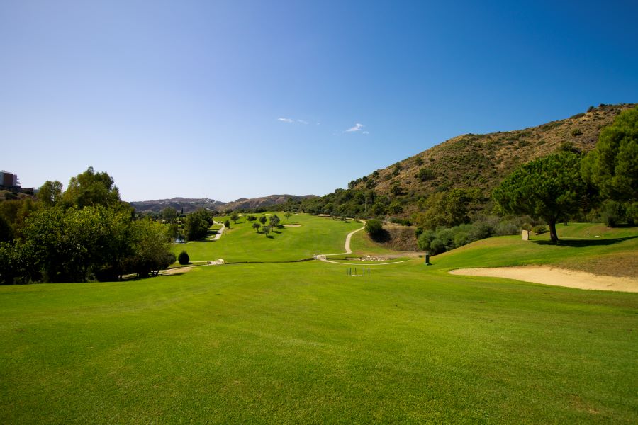 Mountain on the right hand side of the fairway at Los Arqueros Golf & Country Club