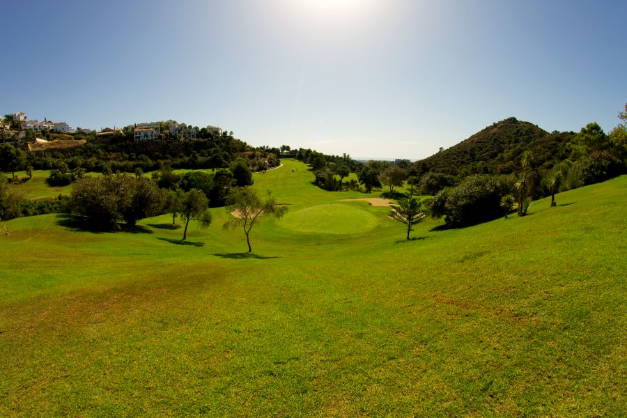 Sunshine over the golf course at Los Arqueros Golf & Country Club