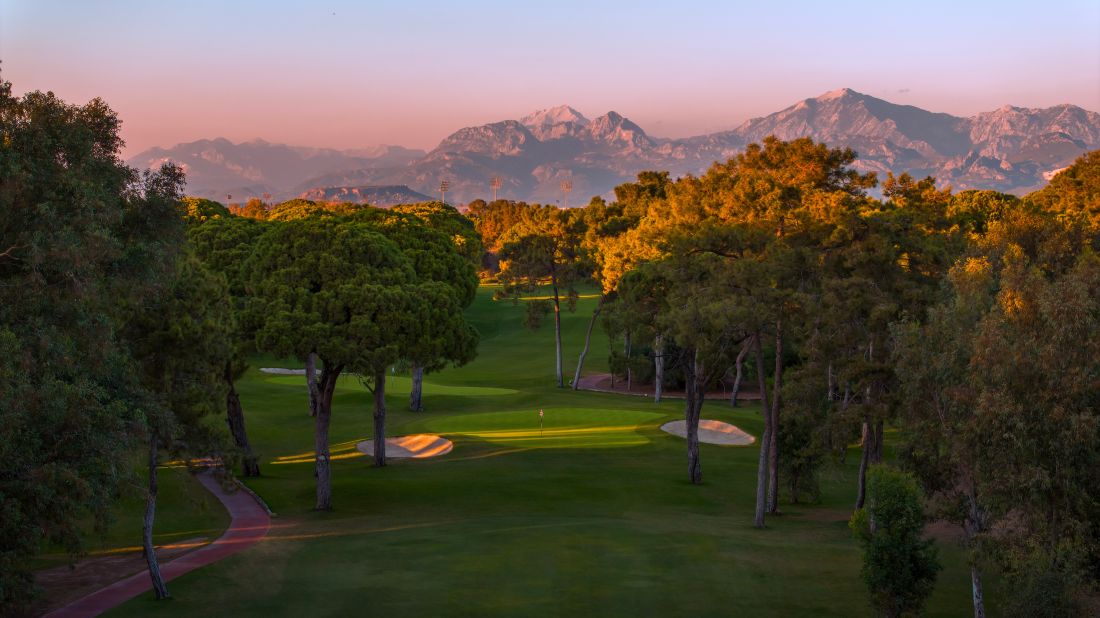 Mountain backdrop at National Golf Club