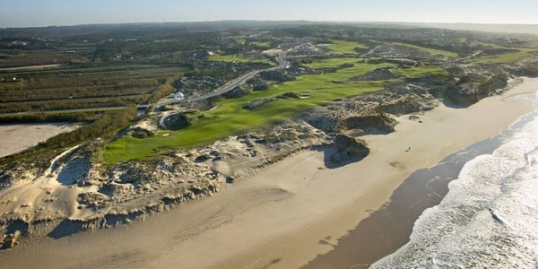 Fairway of Praia D'El Rey Golf Course overlooking the beach