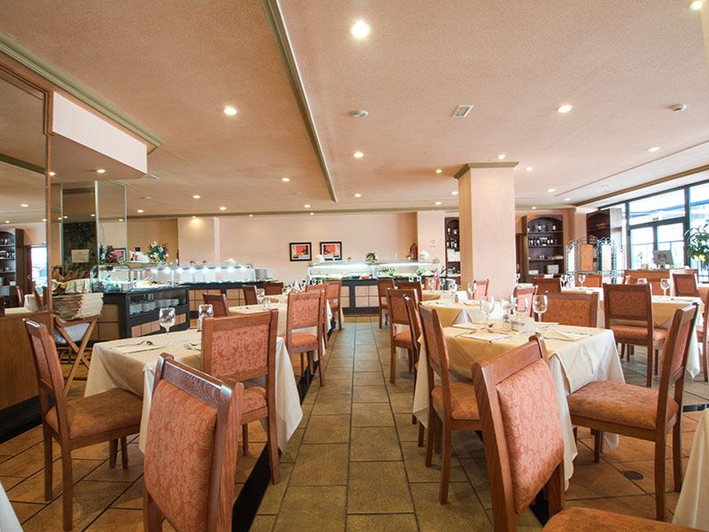 Dining room at Zentral Centre Hotel