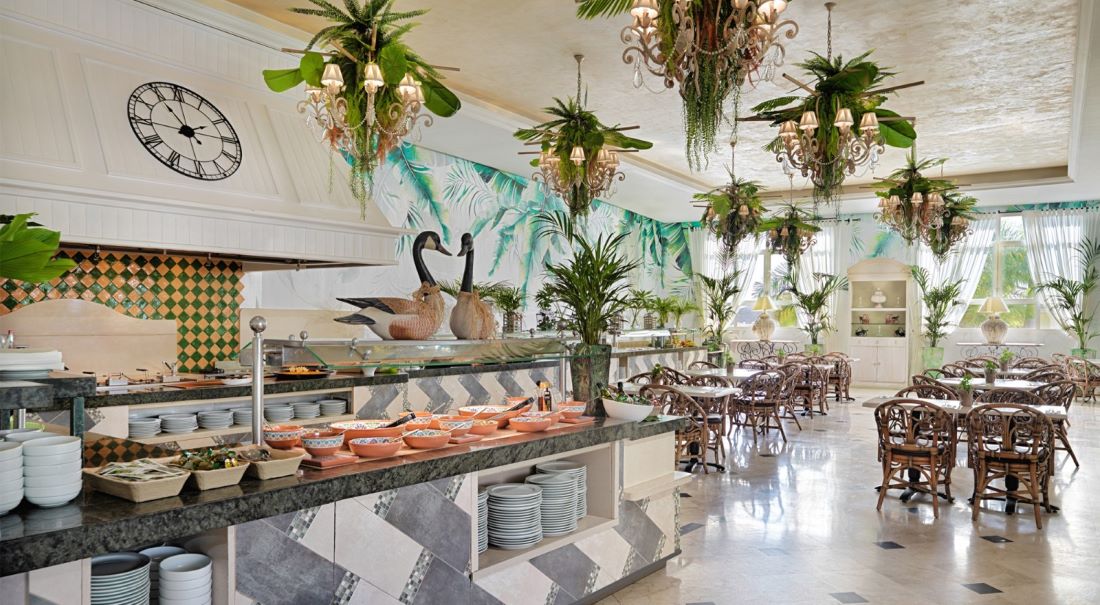 Buffet restaurant at Gran Oasis Resort in Tenerife