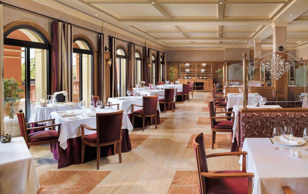 Restaurant at Hotel Las Madrigueras Golf Resort And Spa
