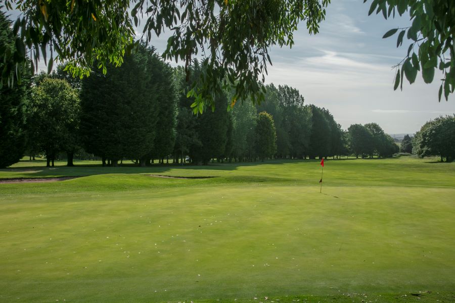 Red flag on the green at The Telford Hotel, Spa And Golf Resort
