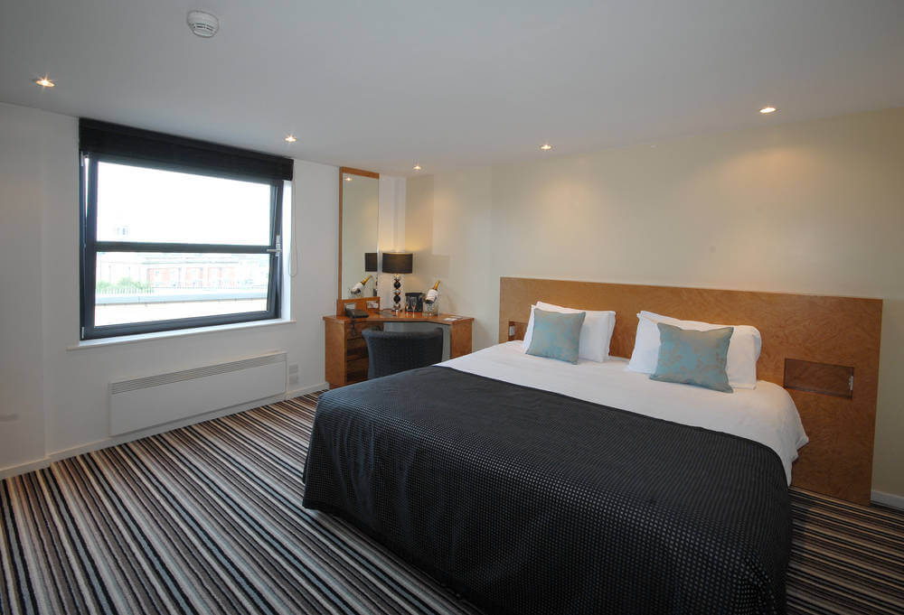 Double bedroom with desk in a York hotel