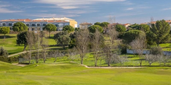 Fairway at Boavista Golf Resort And Spa with the self catering apartments in the background