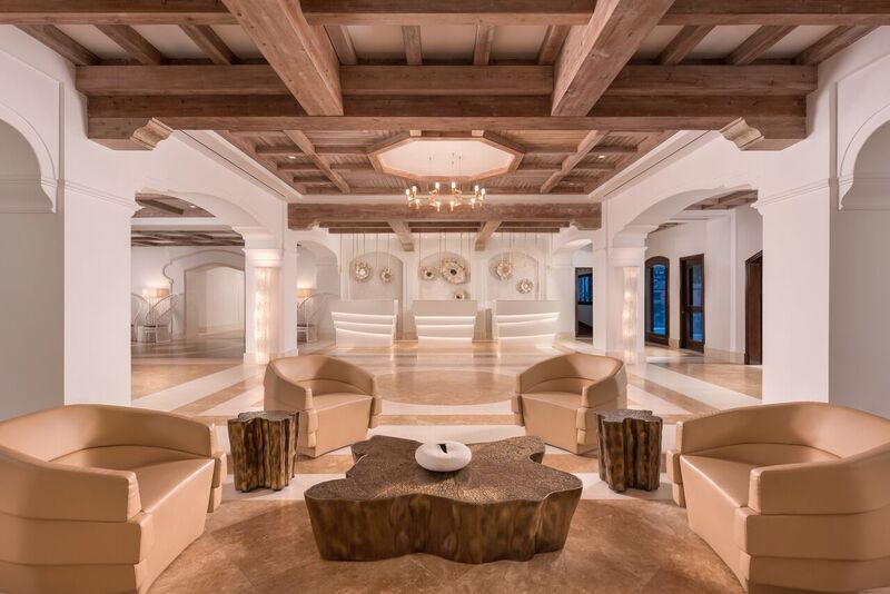 Lobby area with table and chairs at The Westin La Quinta Golf Resort & Spa