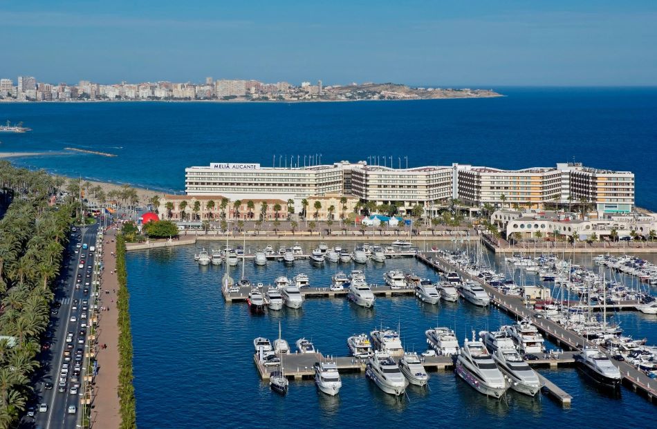 Melia Alicante with marina out in front of it