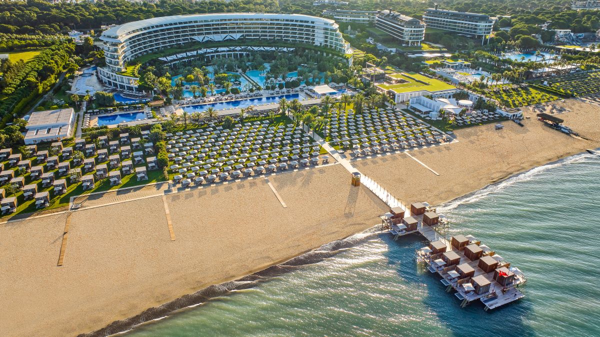 Exterior of Maxx Royal Golf & Spa with the beach and sea in front