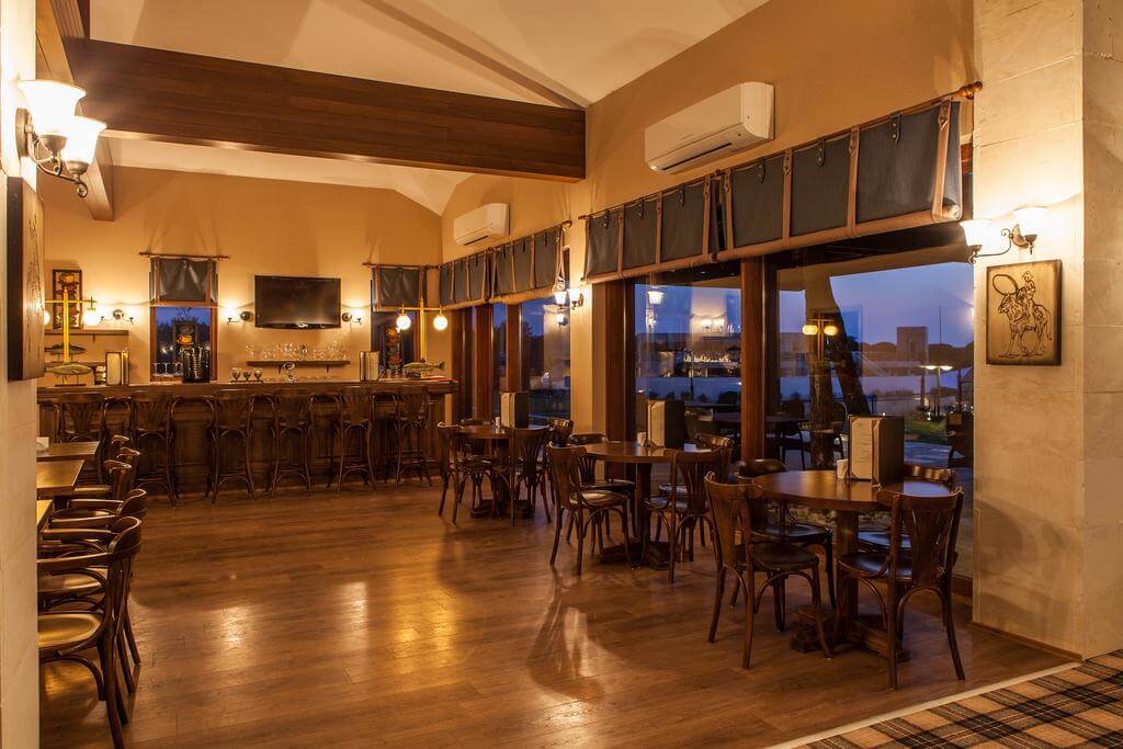 Bar with traditional décor in Sentido Zeynep Golf And Spa