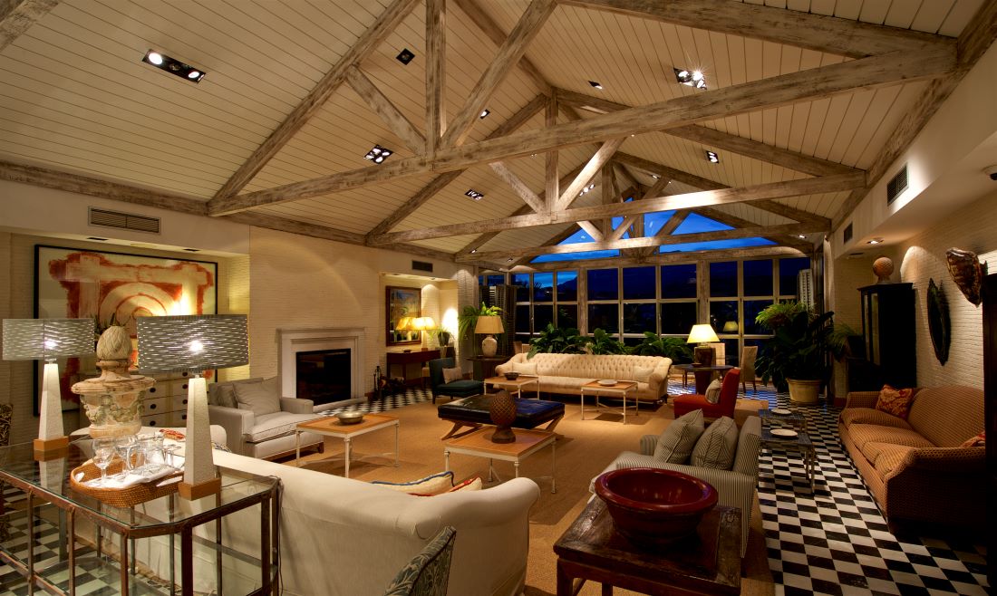 Lounge at night at Rio Real Golf Hotel in the Costa Del Sol