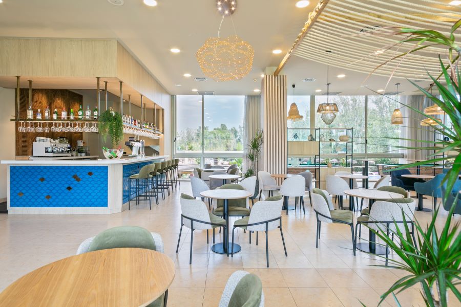 Seating area in the bar at Sol Costa Daurada by Melia