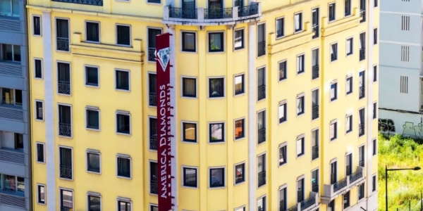 Exterior of American Diamond Hotel in Lisbon city centre