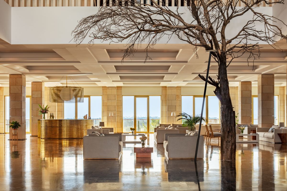 Lobby area in Anantara Vilamoura