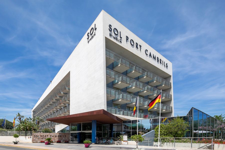 Exterior of Sol Port Cambrils