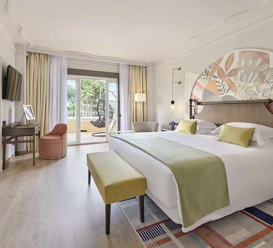 Superior room with luggage bench at Grand Hyatt La Manga Club & Resort in Murcia