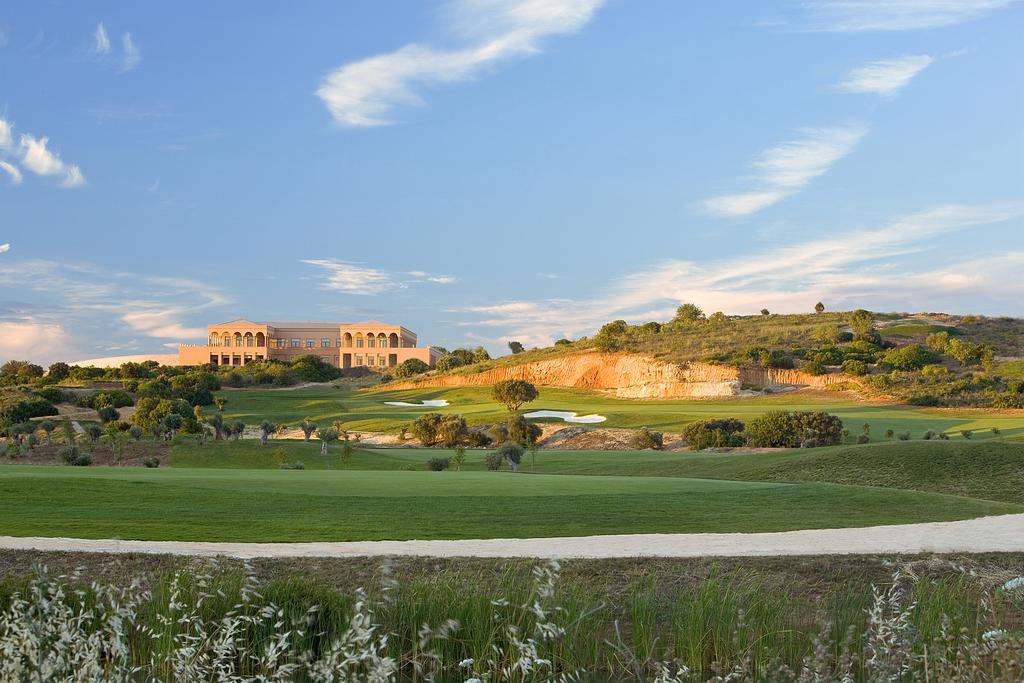 ALGARVE - 4* Amendoeira Golf Resort