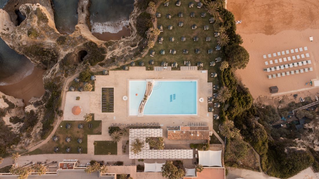 Overhead shot of the swimming pool at Pestana Viking Hotel