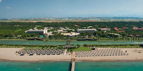 Ariel view of Gloria Serenity Resort with the beach and sea in the foreground