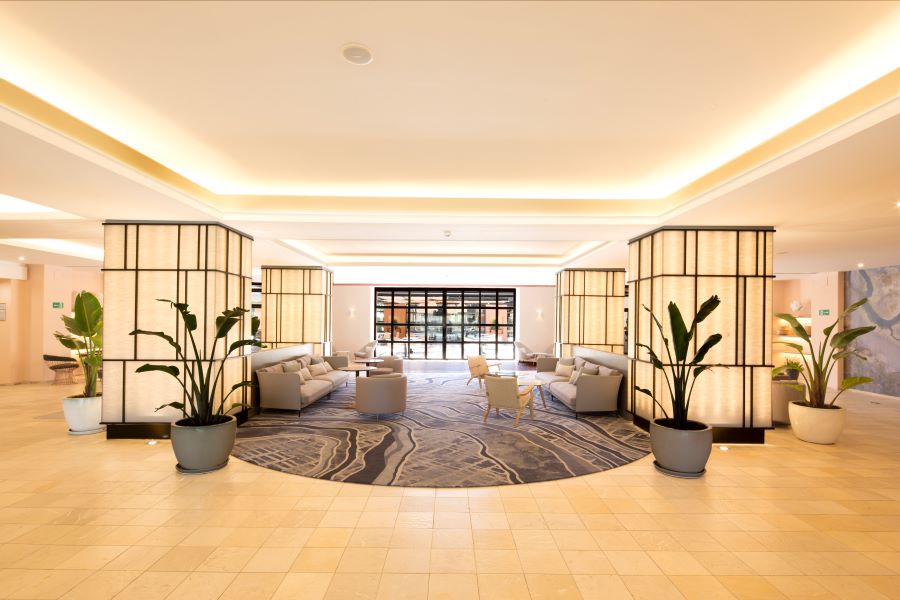 Lobby area of DoubleTree by Hilton Islantilla Beach Golf Resort