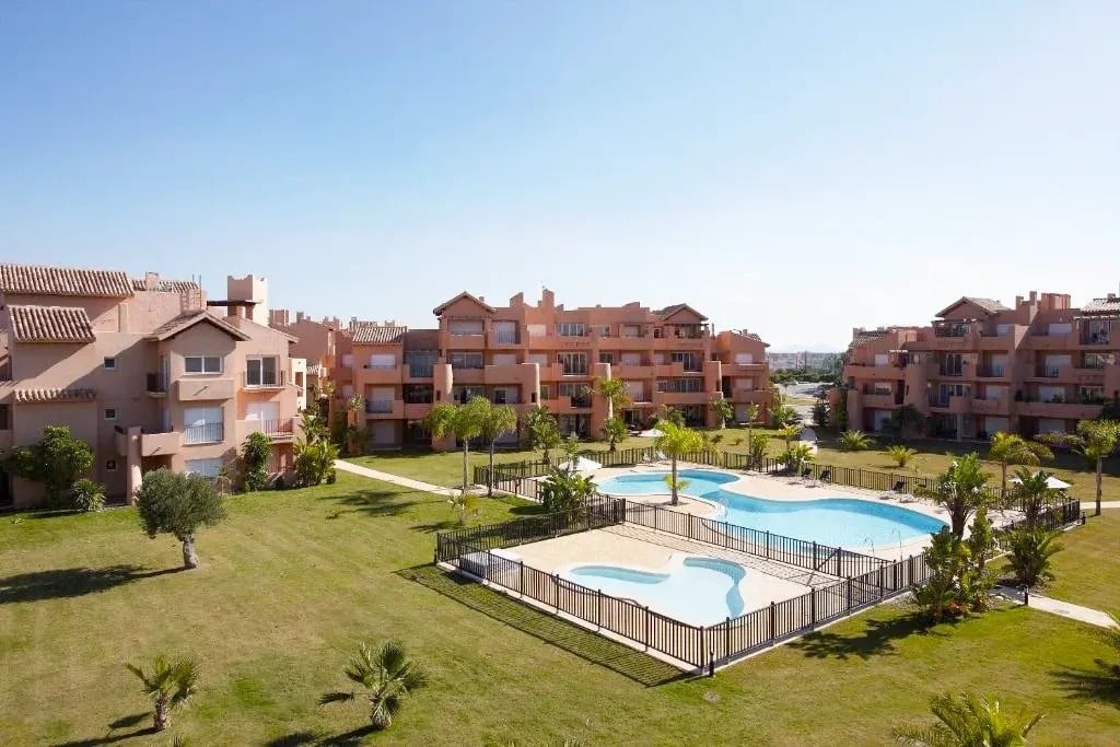 Apartments overlooking the swimming pool at Ona The Residences at Mar Menor Golf Resort
