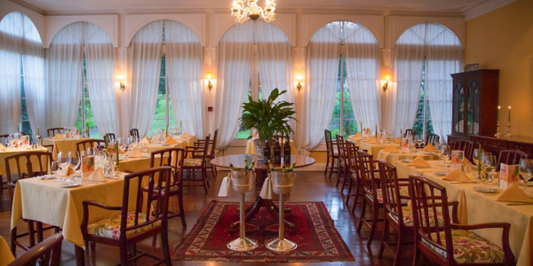 Dining room at Casa Velha Do Palheiro