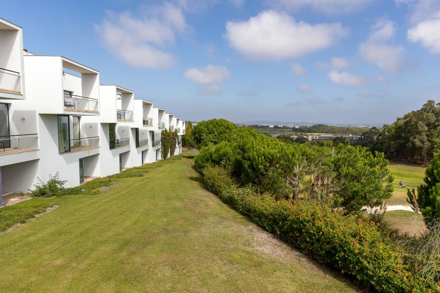 Bom Sucesso Resort villas overlooking the golf course