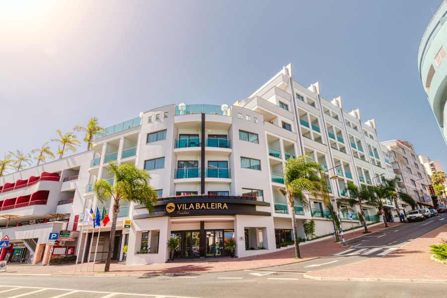 Exterior of Vila Baleira Funchal Hotel in Madeira