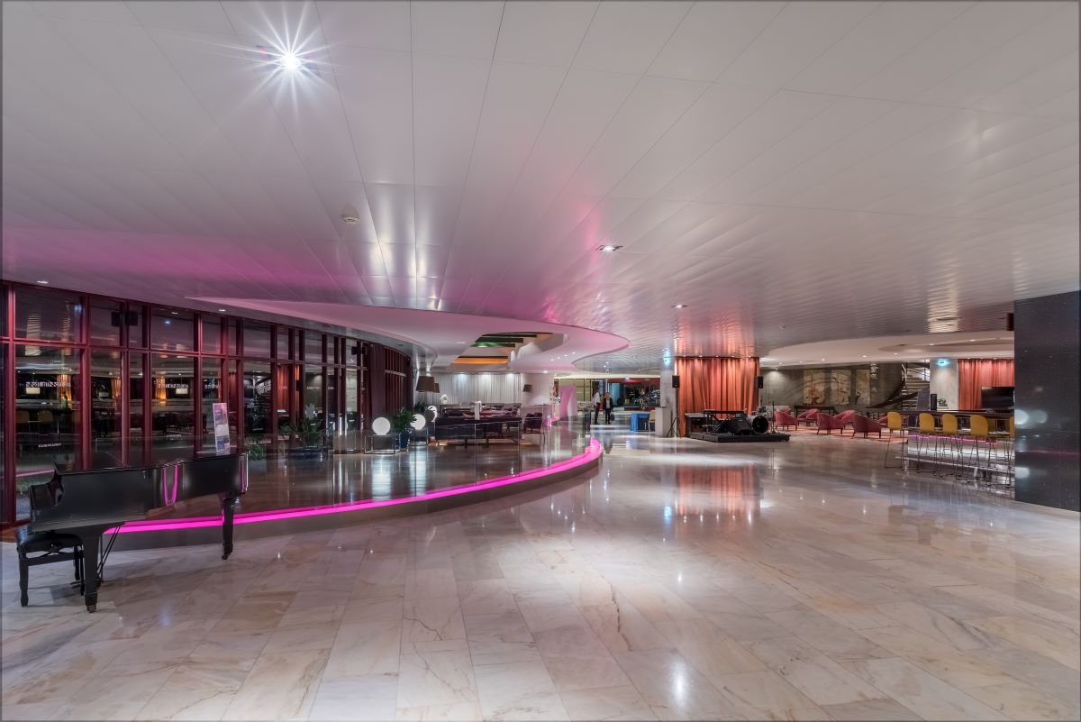 Lobby and reception at Pestana Casino