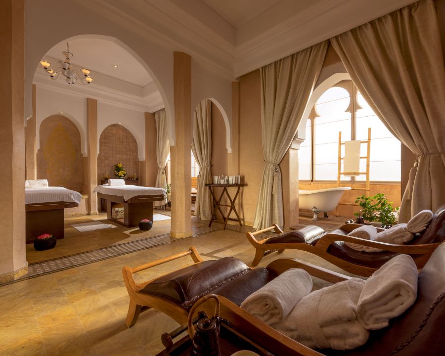 Seating to relax with traditional décor at Pickalbatros Hotel Du Golf Palmeraie Marrakech