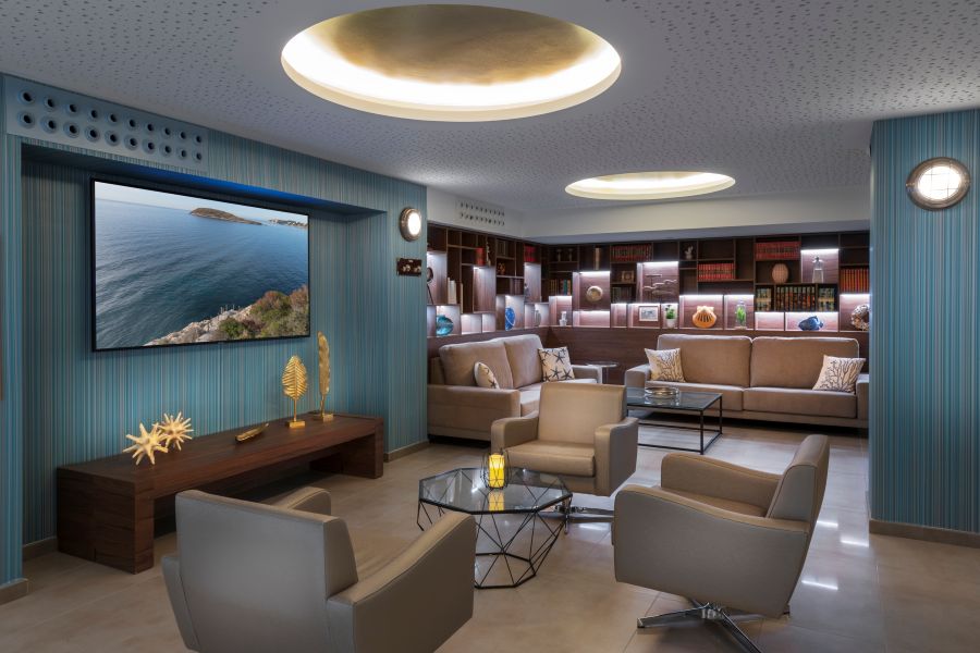 Library at Elba Sunset Mallorca Thalasso Spa Hotel