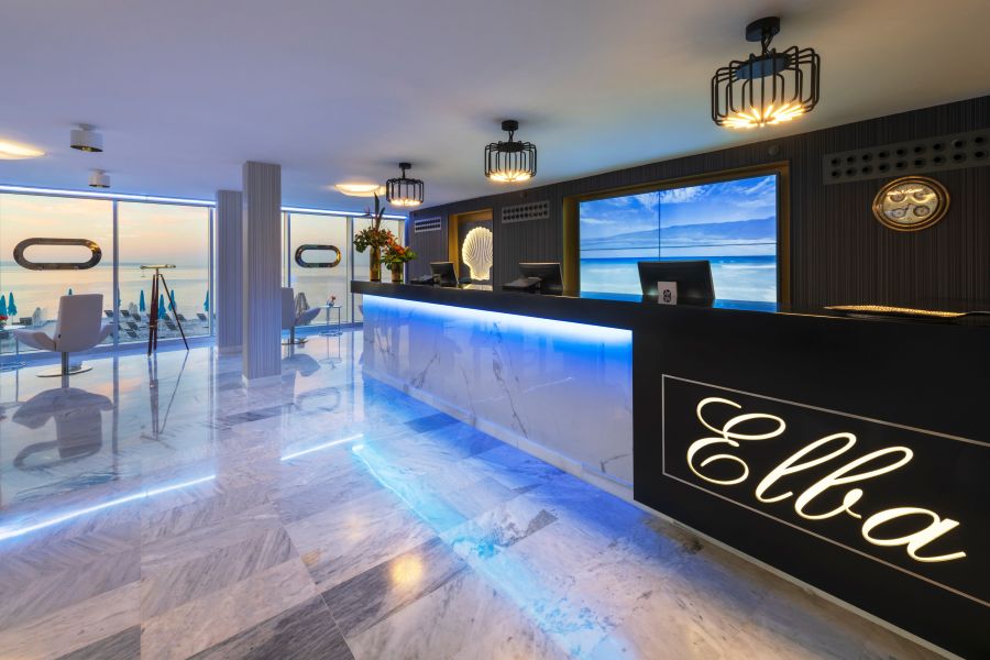 Reception at Elba Sunset Mallorca Thalasso Spa Hotel 20a