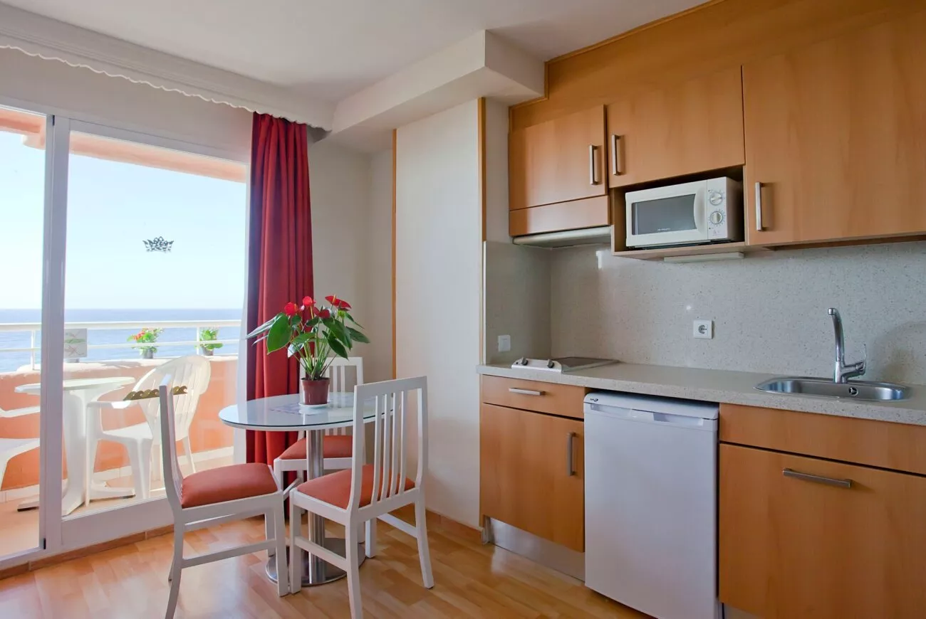 Kitchenette at Ona Princess Playa Marbella
